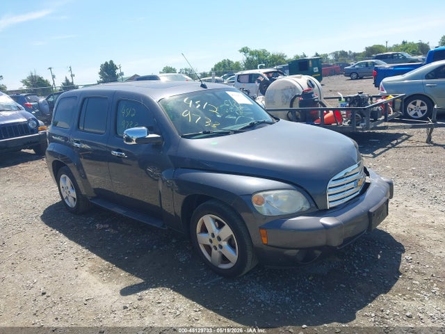Salvage Chevrolet HHR Image
