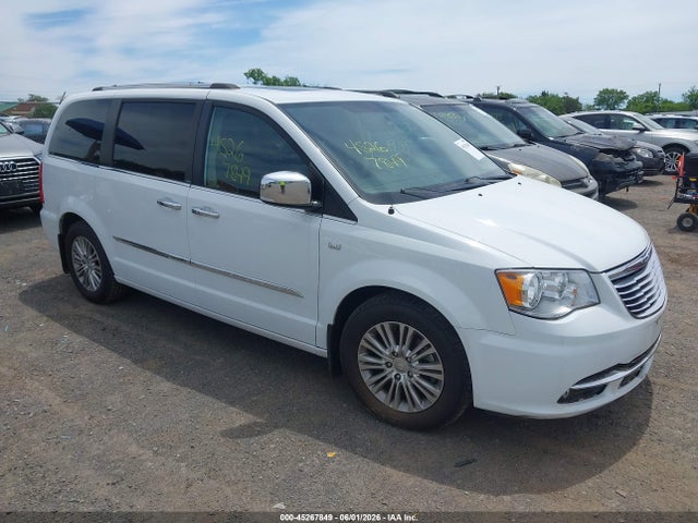 Salvage Chrysler Town & Country Image