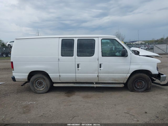 Ford E-250 Commercial