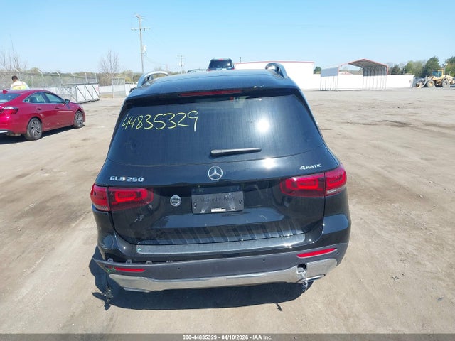Mercedes-Benz GLB 4matic