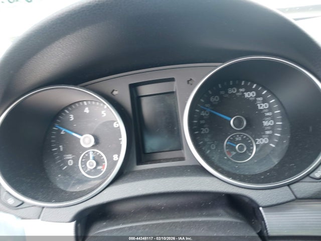 Volkswagen Golf 2-door