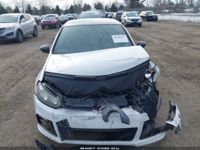 Volkswagen Golf 2-door