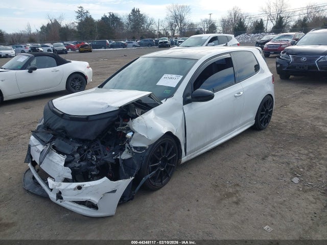 Volkswagen Golf 2-door