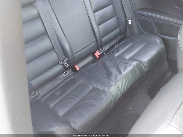 Volkswagen Golf 2-door