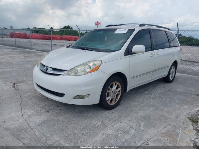 Toyota Sienna Xle Limited