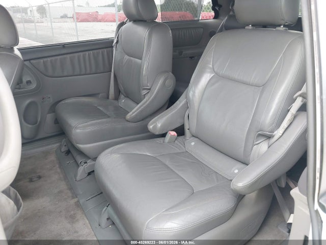 Toyota Sienna Xle Limited