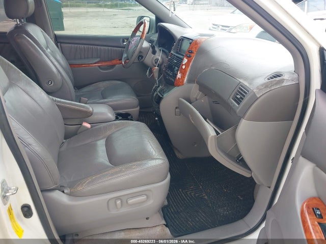 Toyota Sienna Xle Limited