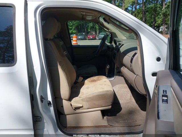 Nissan Pathfinder S