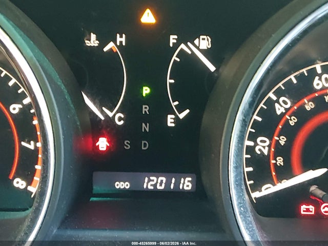 Toyota Highlander Base V6