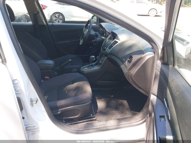 Chevrolet Cruze 1lt Auto