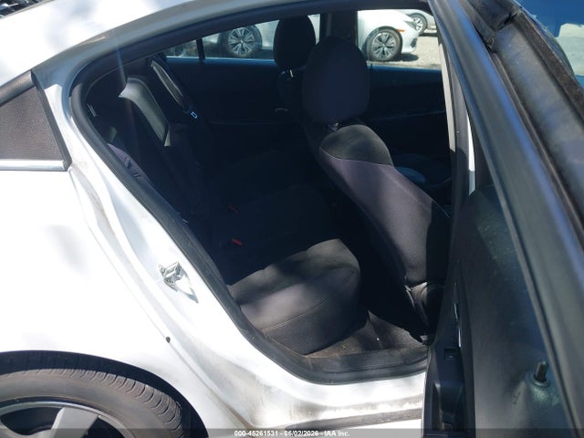 Chevrolet Cruze 1lt Auto
