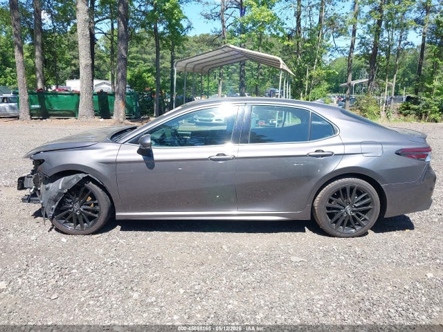Toyota Camry Xse