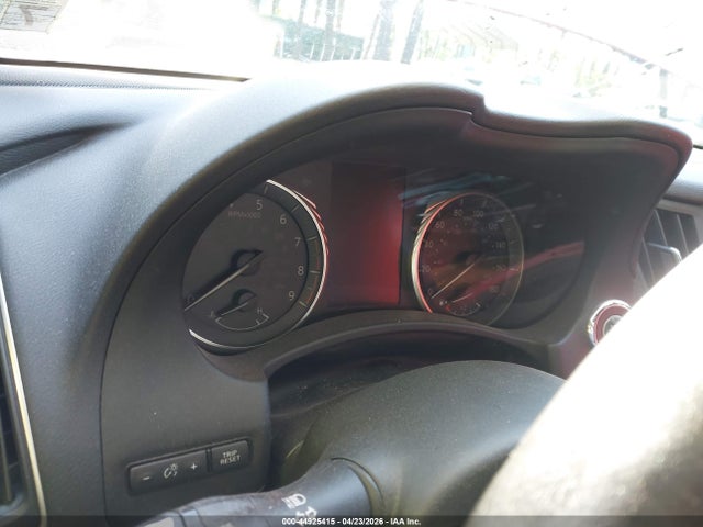 INFINITI Q50 Signature Edition Awd