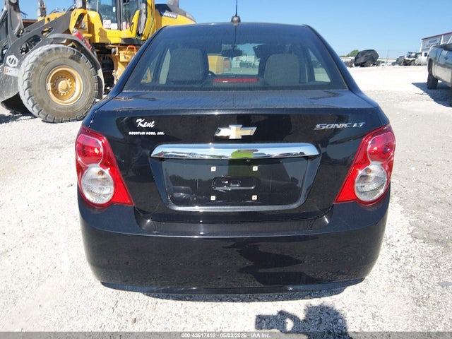 Chevrolet Sonic Lt Auto