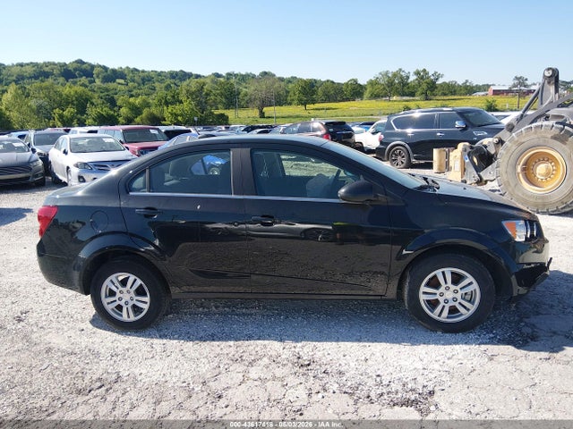 Chevrolet Sonic Lt Auto