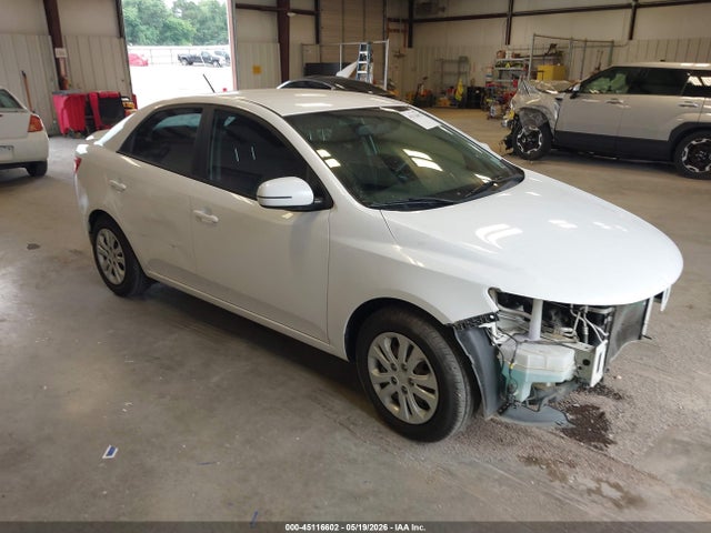 Salvage Kia Forte Image