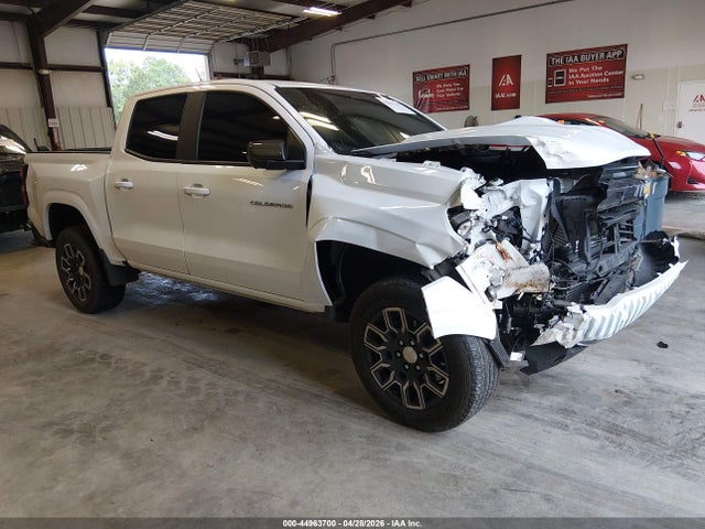 Salvage Chevrolet Colorado Image
