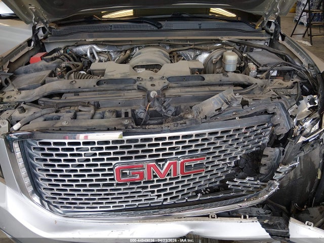 GMC Yukon Denali