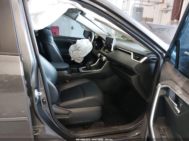 Toyota RAV4 Xle Premium