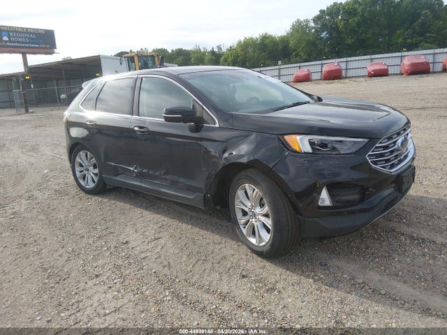 Salvage Ford Edge Image