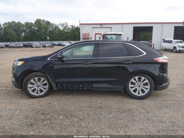 Ford Edge Titanium