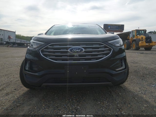 Ford Edge Titanium