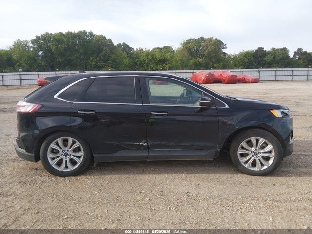 Ford Edge Titanium