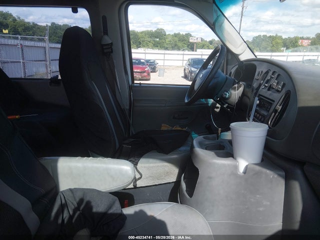 Ford E-250