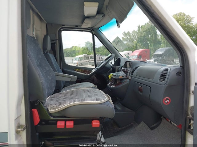 Dodge Sprinter Van 2500 High Roof