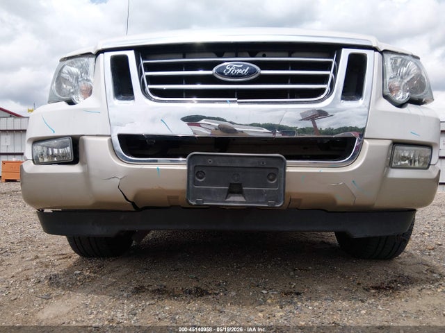 Ford Explorer Eddie Bauer