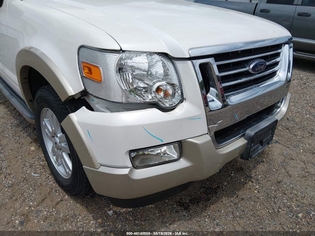 Ford Explorer Eddie Bauer
