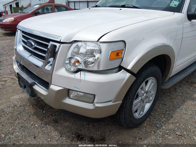 Ford Explorer Eddie Bauer