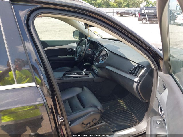 Volvo Xc90 Hybrid T8 Momentum