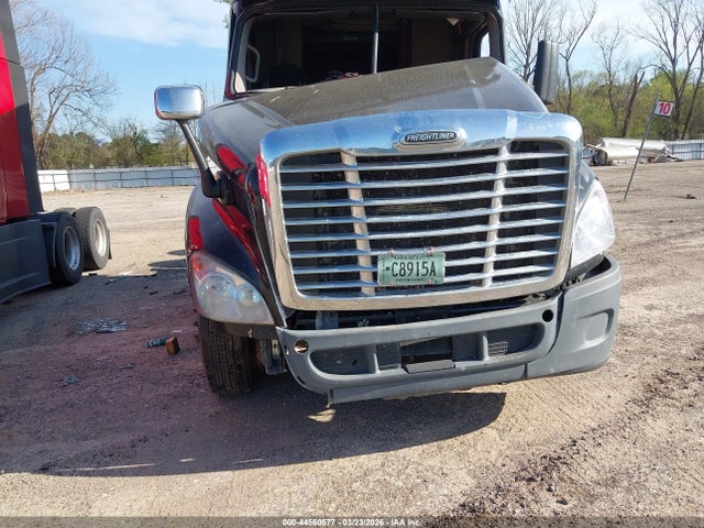 Freightliner Cascadia 125