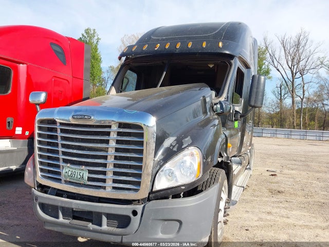 Freightliner Cascadia 125