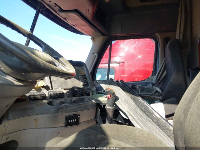 Freightliner Cascadia 125