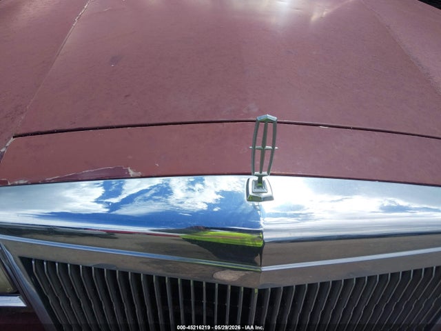 Lincoln Towncar Signature
