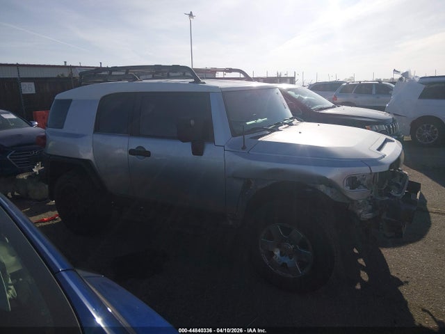 Toyota FJ Cruiser