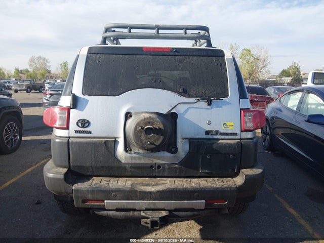 Toyota FJ Cruiser