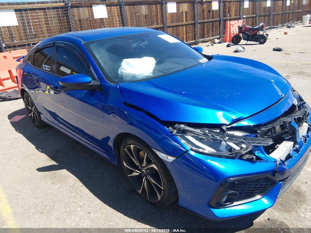 Salvage Honda Civic Image