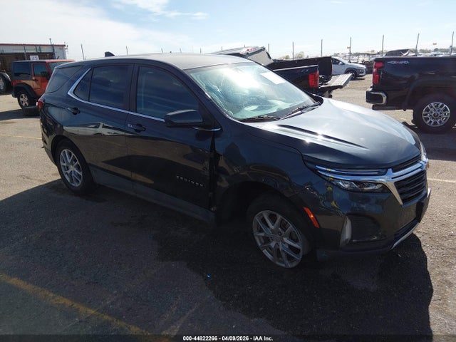 Salvage Chevrolet Equinox Image