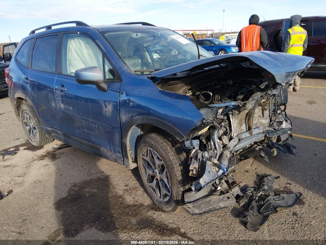 Salvage Subaru Forester Image