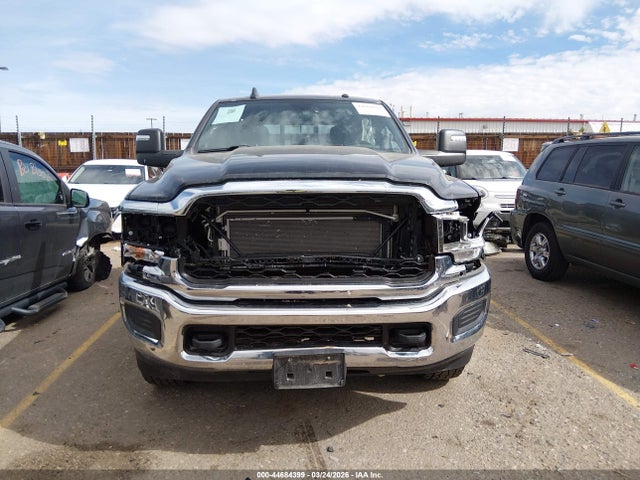 Ram 2500 Tradesman  4x4 6'4 Box