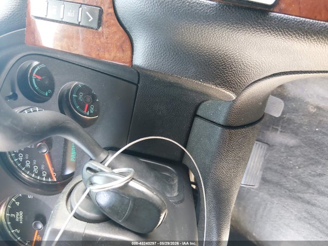 Chevrolet Suburban 1500 Ls