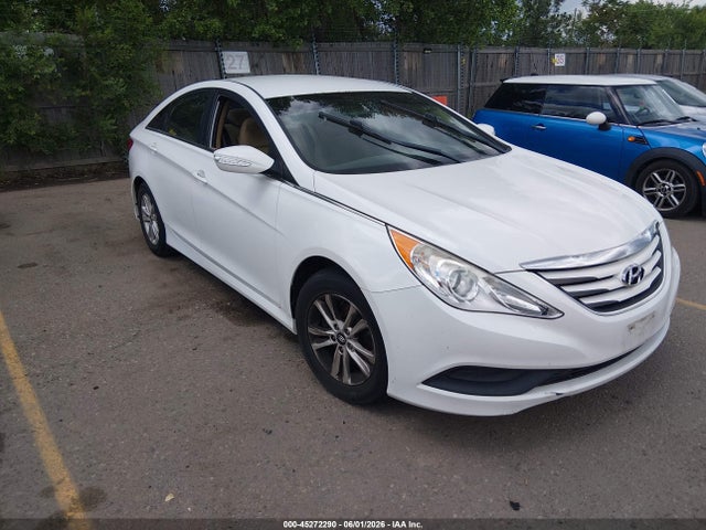 Salvage Hyundai SONATA Image