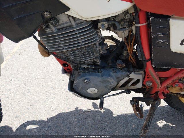 Yamaha Xt600