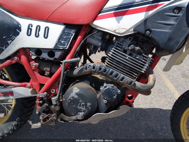 Yamaha Xt600
