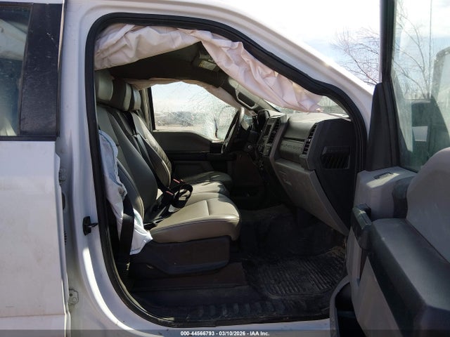Ford F-250 Xl
