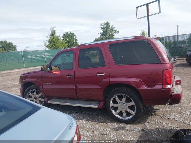 Cadillac Escalade Standard