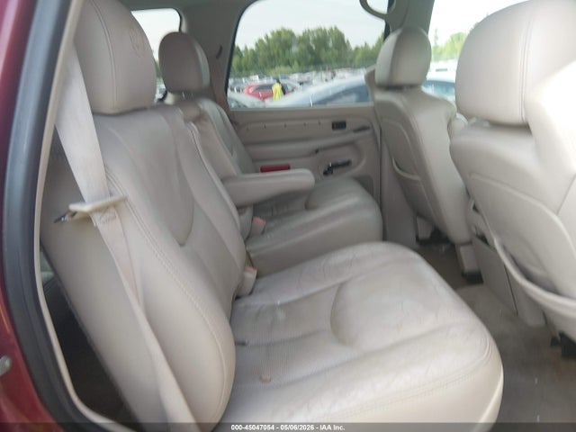 Cadillac Escalade Standard